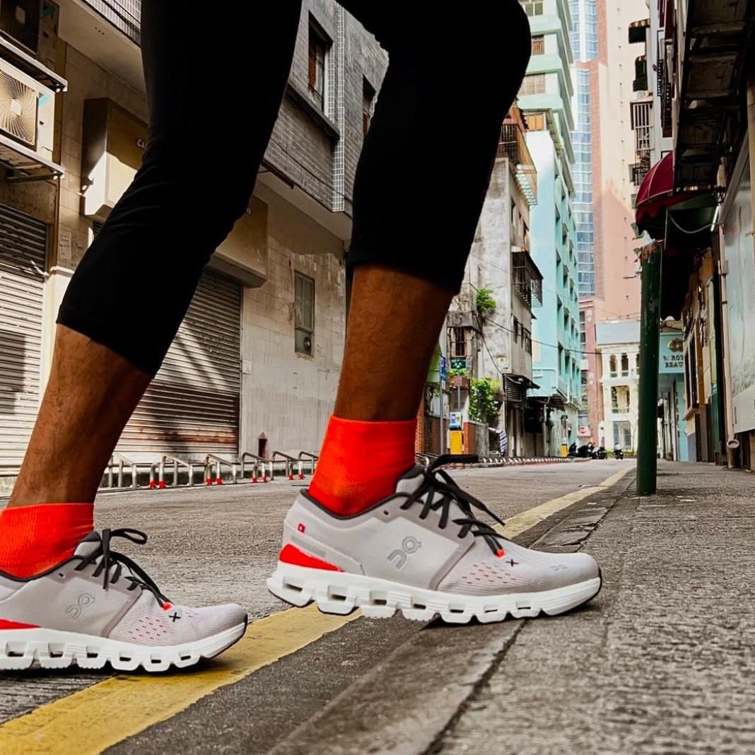 On Cloud X 4 Silver Flame Training Shoes