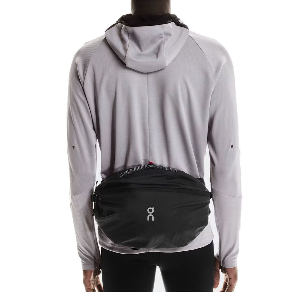 On Sling Pack 9L Magnet/Black Crossbody Bag